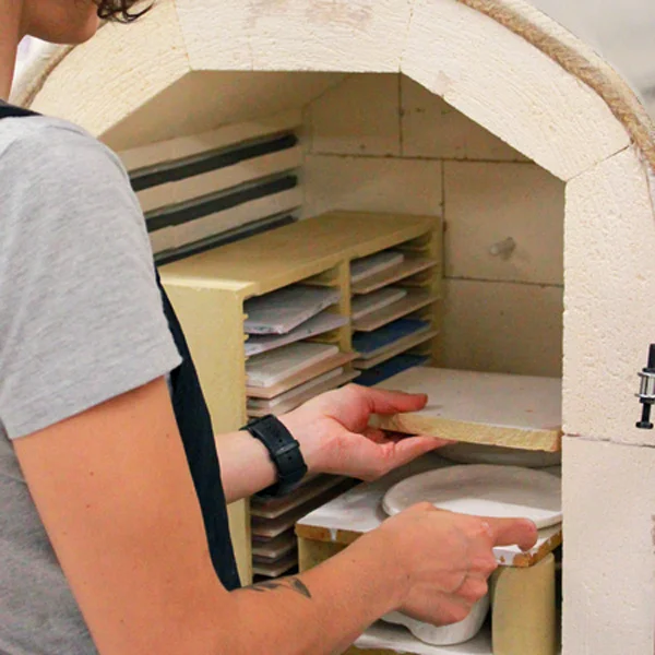 Cozeduras de cerâmica: o que acontece ao barro na mufla